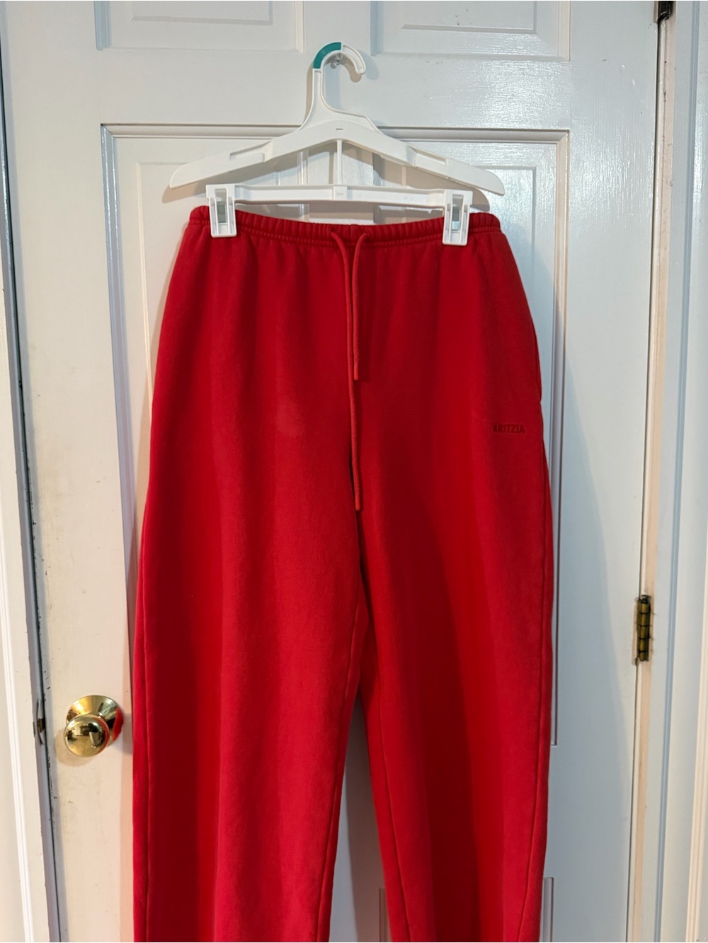 Aritzia Red Drawstring Fleece Joggers M/L
